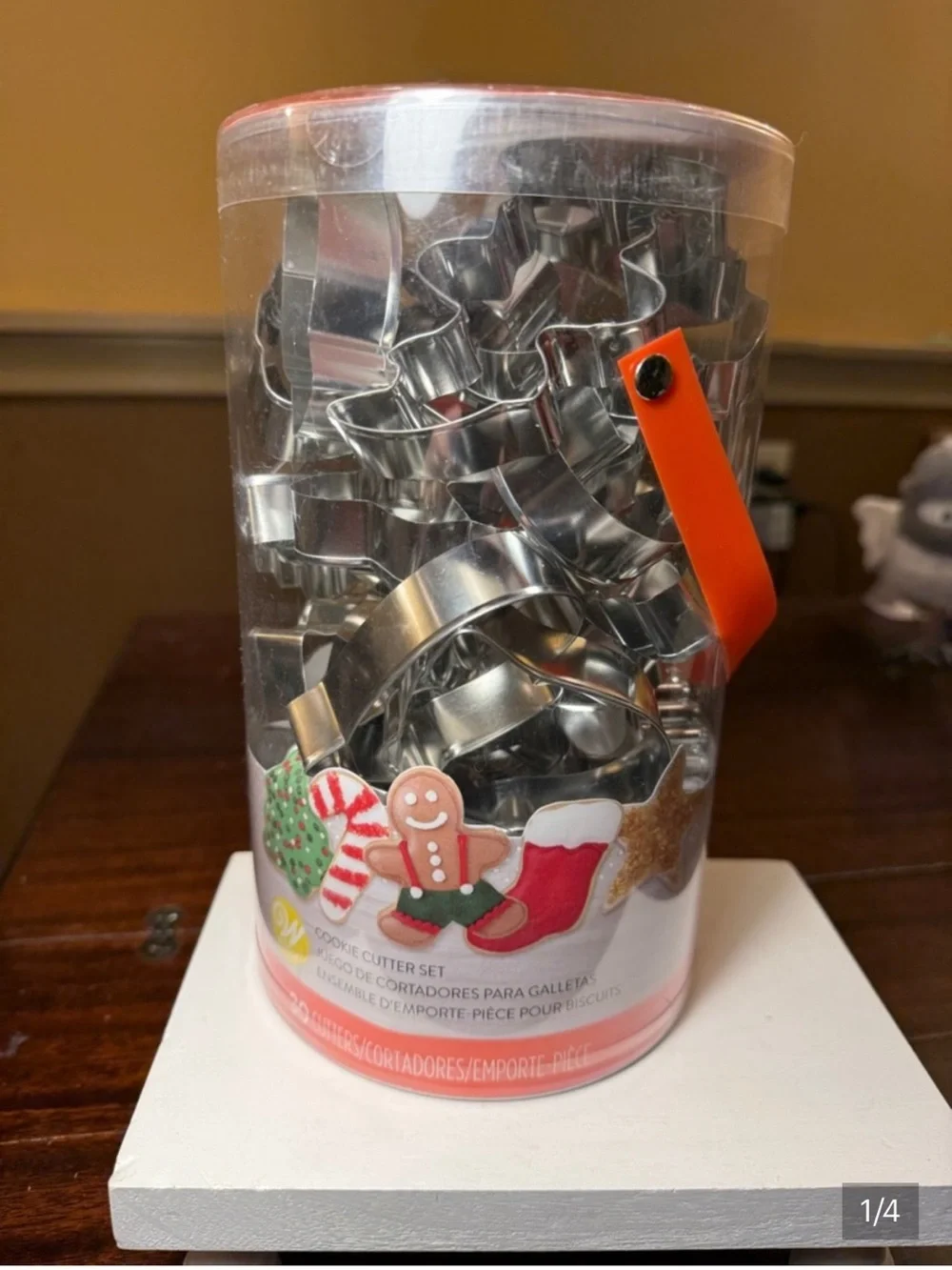 Start Next Season Early: Wilton 30pc Metal Holiday Cutter Set NIB